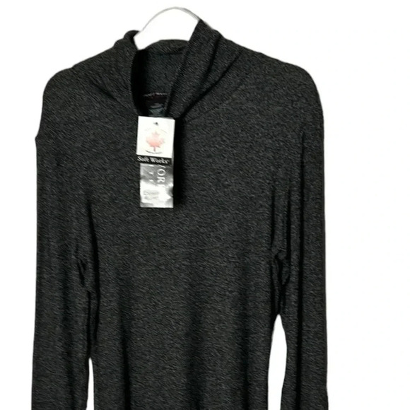 NWT 🇨🇦 Soft Works Petites , made in Canada.  Knit grey soft turtleneck . - Picture 2 of 12